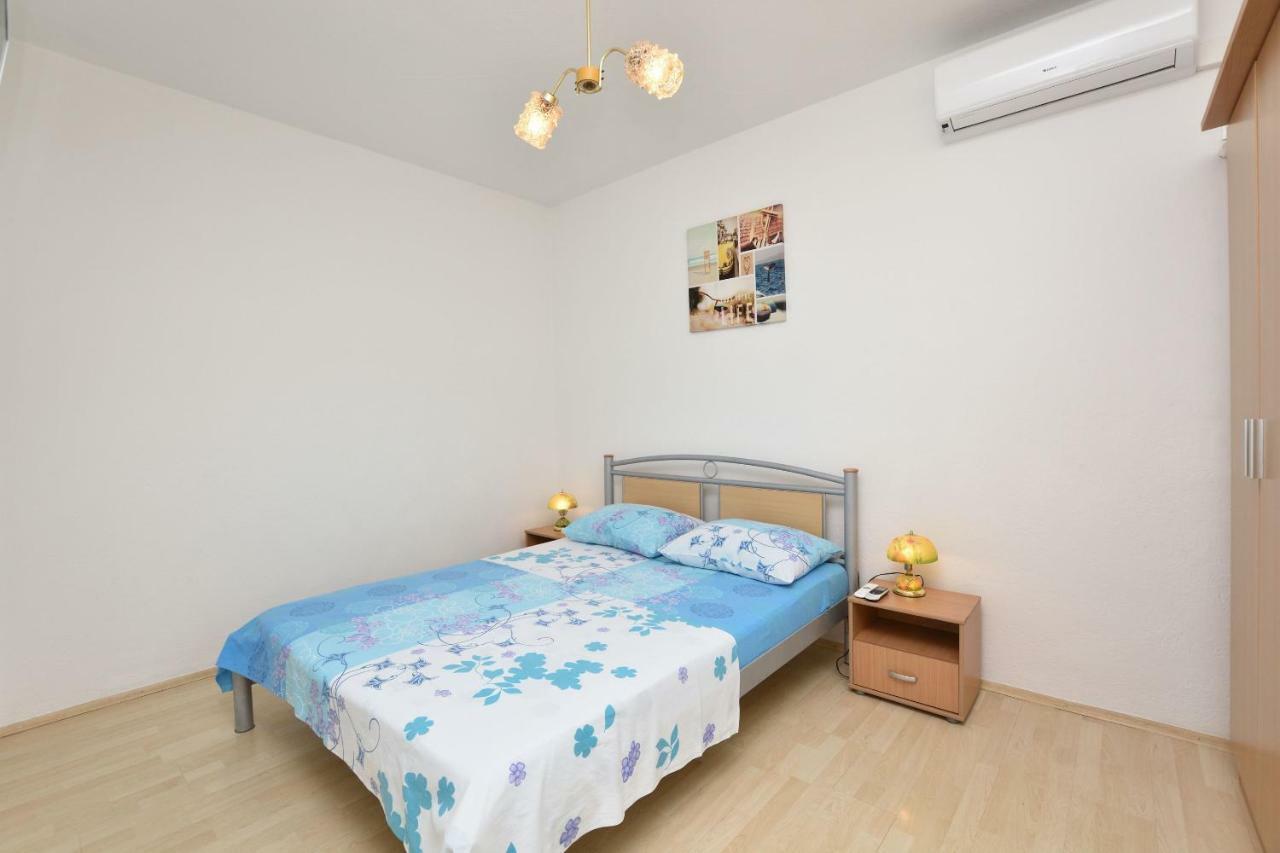 Apartment Dijo I Primosten Bagian luar foto