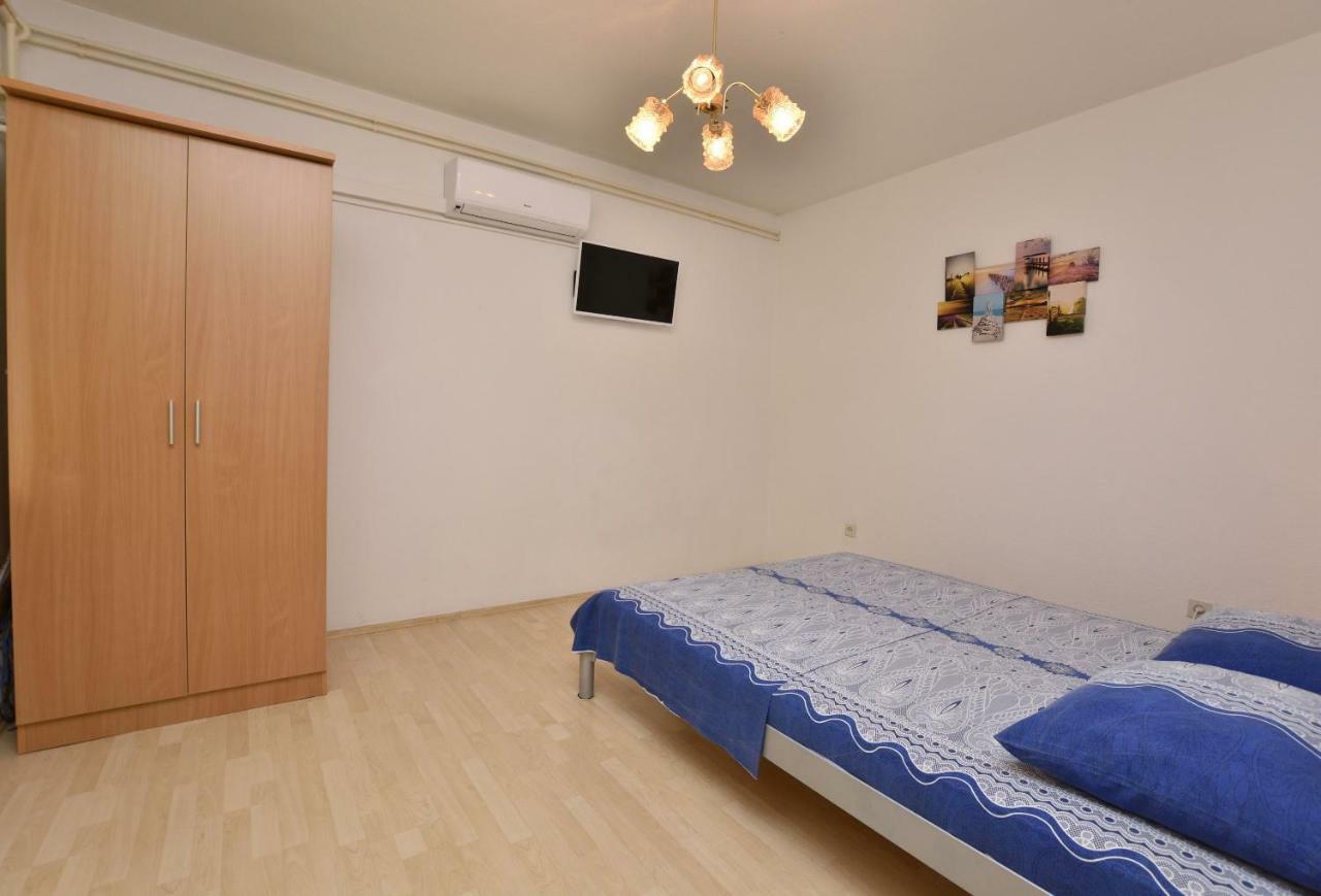 Apartment Dijo I Primosten Bagian luar foto